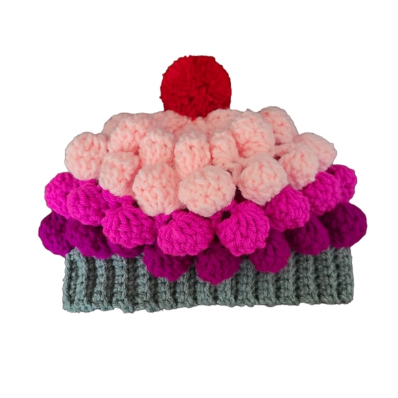 Custom handmade crochet Cupcake Beanie - Picture 1 of 3